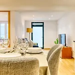 Apartamento Casa Do Pinheiro Ii, A In Madeira